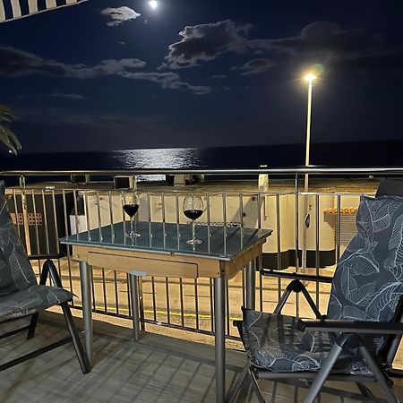 Estudio Con Impresionantes Vistas Al Mar Бланес Экстерьер фото